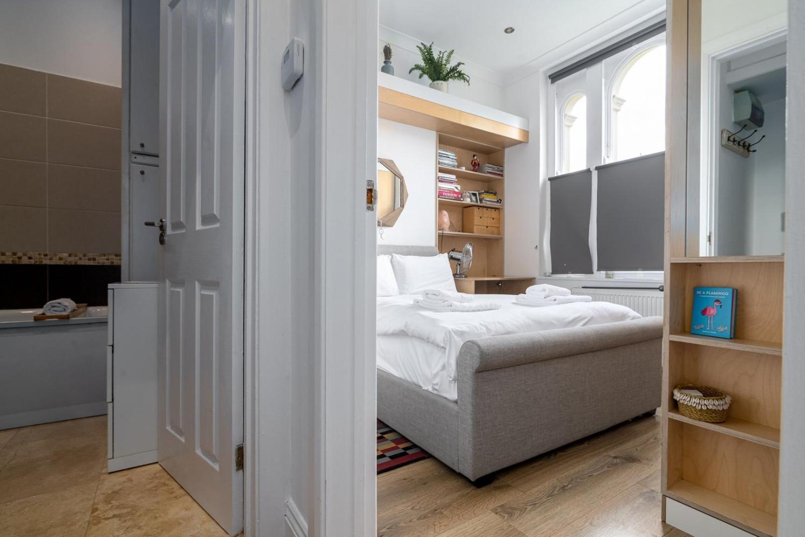 Guestready - Charming Retreat In West Green Londen Kamer foto