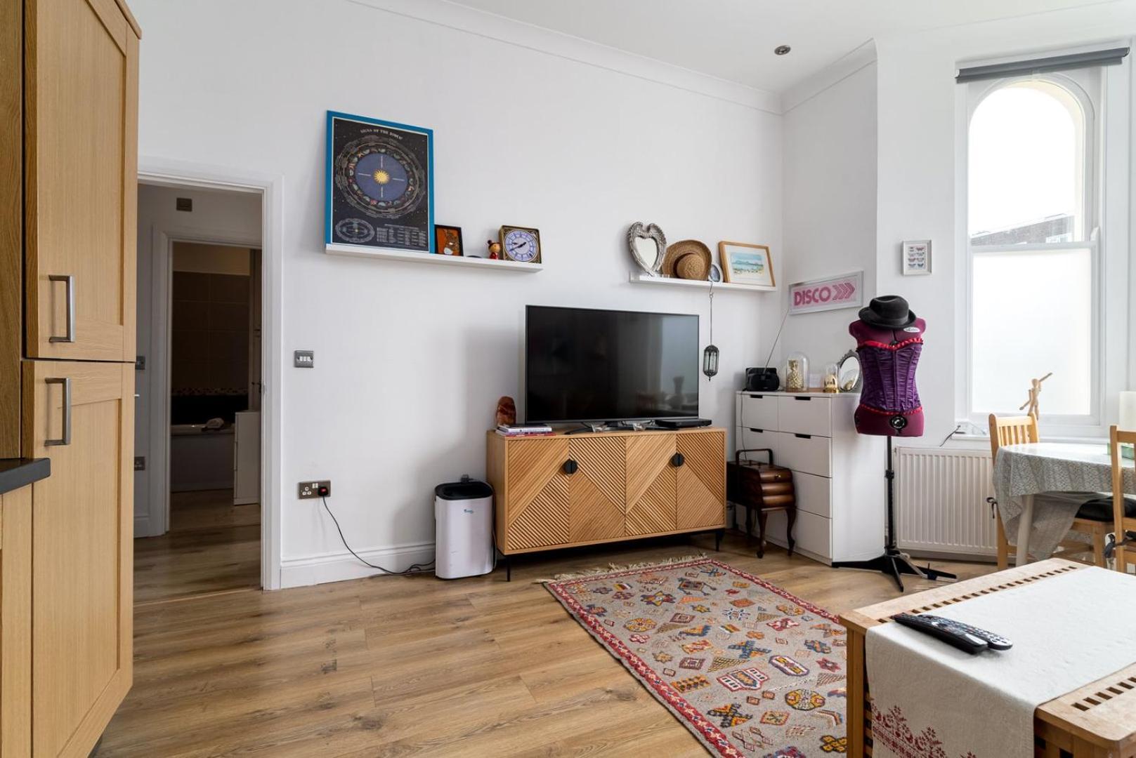 Guestready - Charming Retreat In West Green Londen Kamer foto